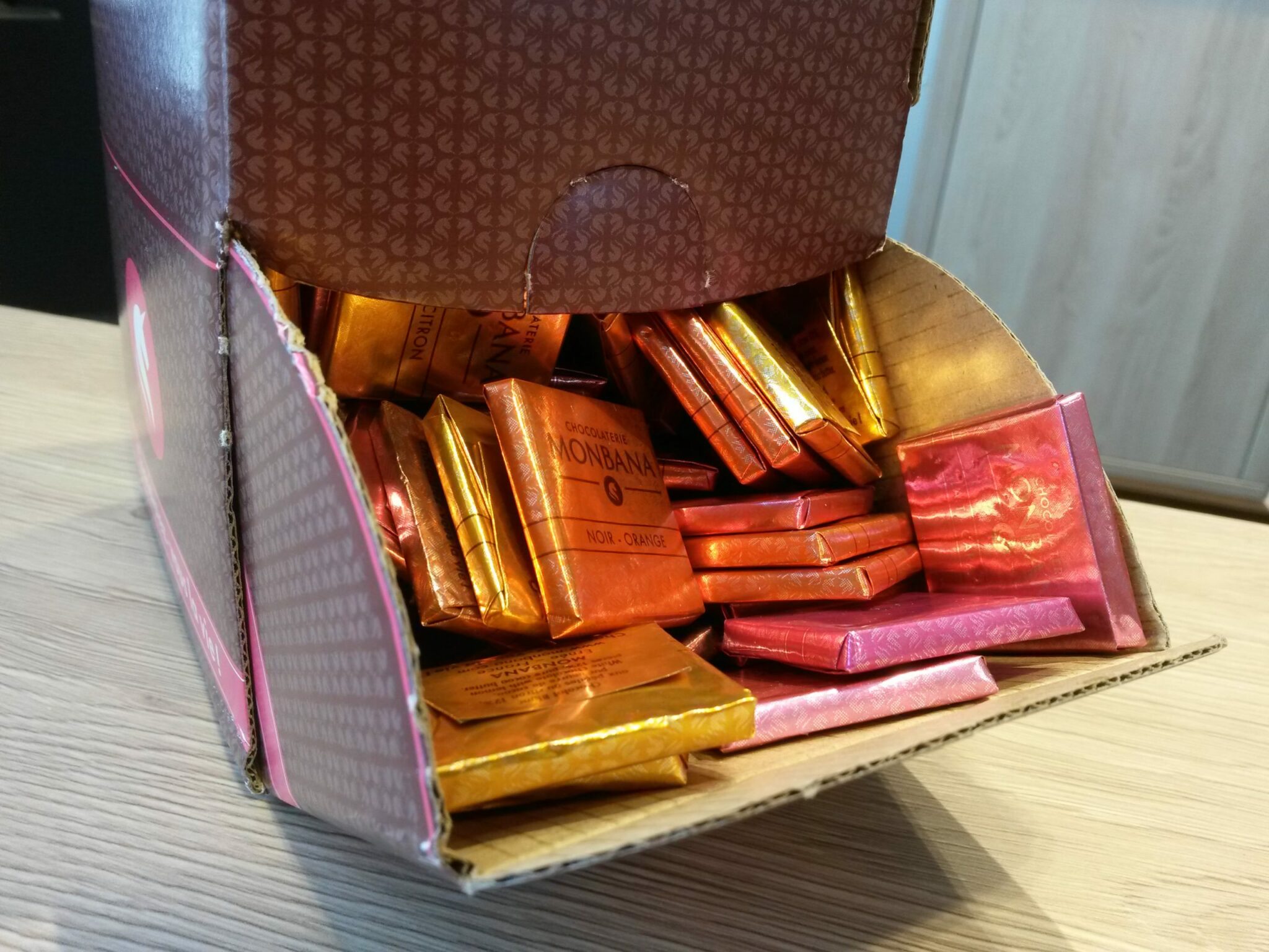 200 carrés Monbana (boîte portefeuille) – Image 3