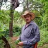 Producteur du café Ceiba dans ses champs