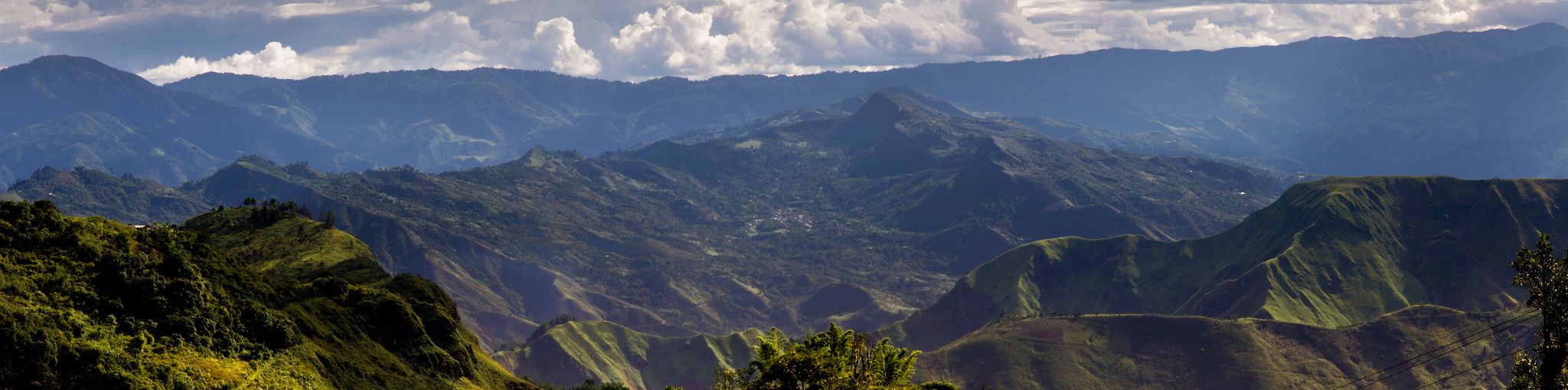 Panorama du paysage de la région de Cauca où est produit le Choco