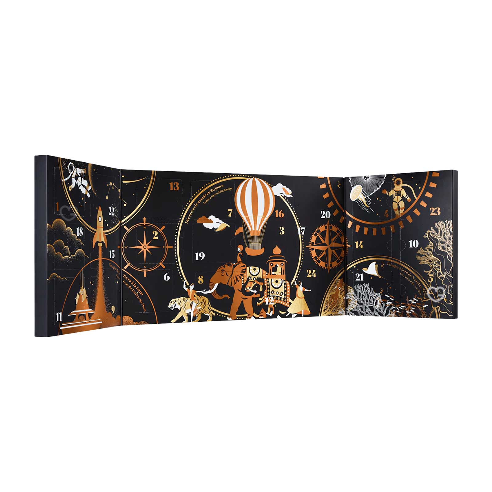 Calendrier de l'Avent Kusmi Tea BIO 2025 illustré de motifs dorés sur fond noir, représentant un voyage extraordinaire avec une fusée, un éléphant, un ballon, et des éléments cosmiques.