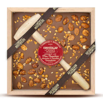 Tablette chocolat au lait Mon Chouchou Le Comptoir de Mathilde 350g avec amandes et noisettes caramélisées et maillet