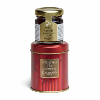 Contenu de la pochette Little Christmas Dammann Frères : mini boîte de Christmas Tea et pot de gelée de thé Noël à Paris.