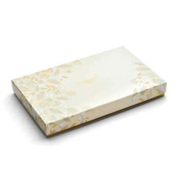 Coffret Rêves de Noël Dammann Frères crème avec motifs végétaux dorés et baies, design festif
