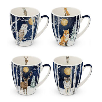 Quatre tasses en porcelaine fine PPD décorées d'animaux de la forêt (hibou, renard, cerf, loup) sous un ciel étoilé hivernal.
