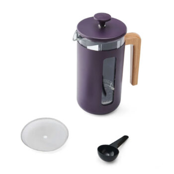 Cafetière Pisa violette avec poignée en bois, accompagnée d'une cuillère doseuse et d'un filtre de rechange