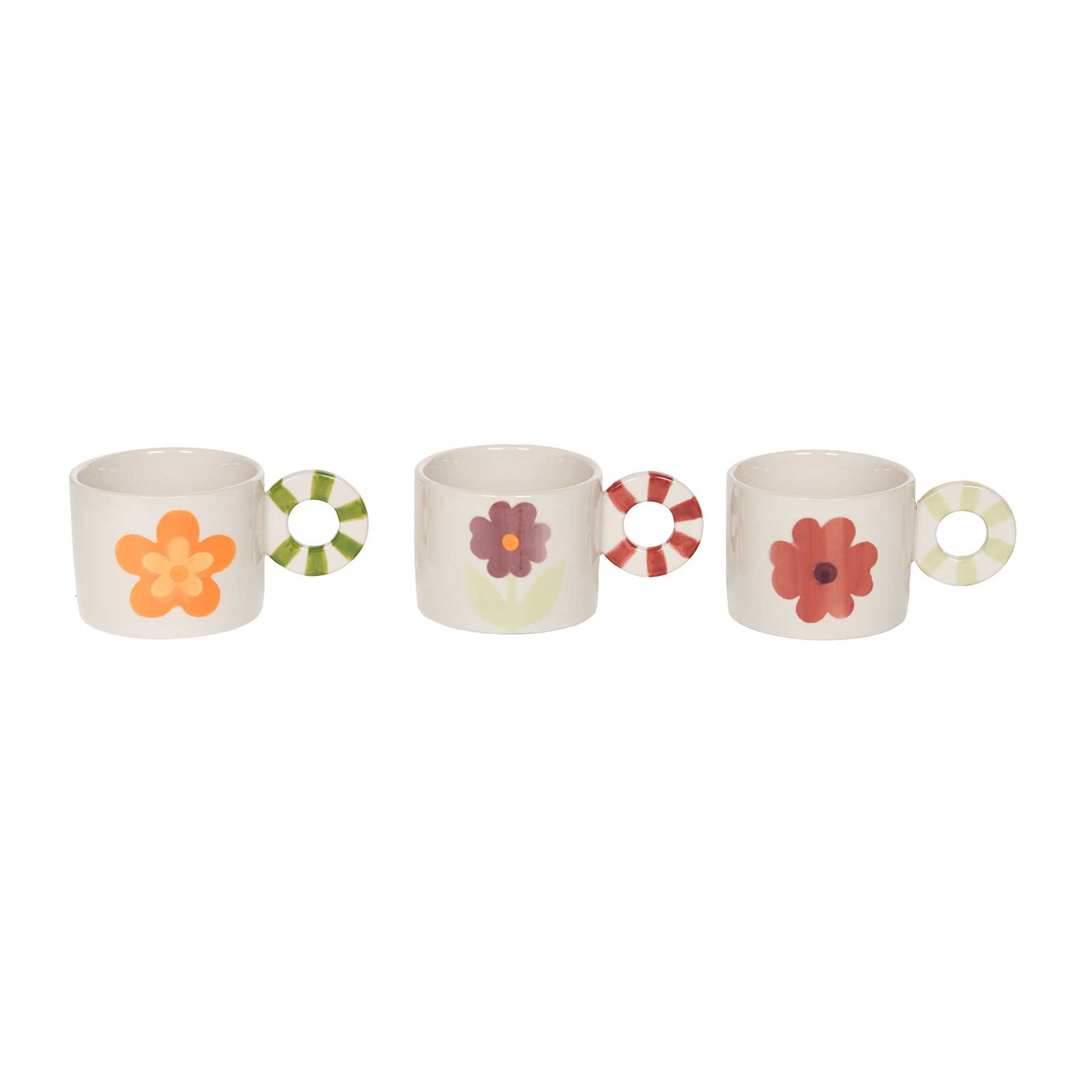 Trois tasses en grès blanc cassé Amadeus, peintes à la main avec motifs floraux colorés et anses rayées, hauteur 7 cm