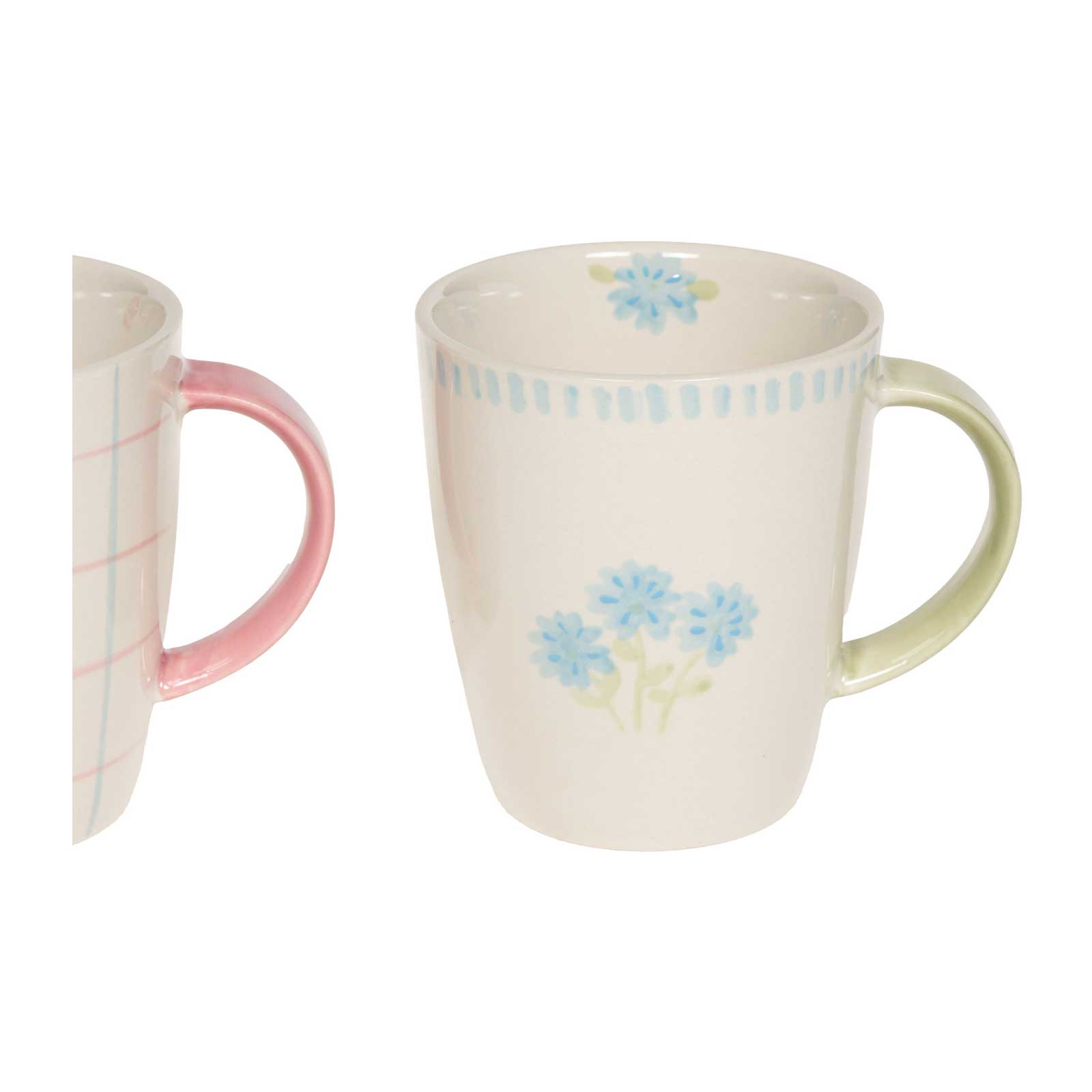 Mug en grès émaillé blanc avec des motifs de fleurs bleues et une anse vert pâle, partie d'un ensemble de mugs Juliette