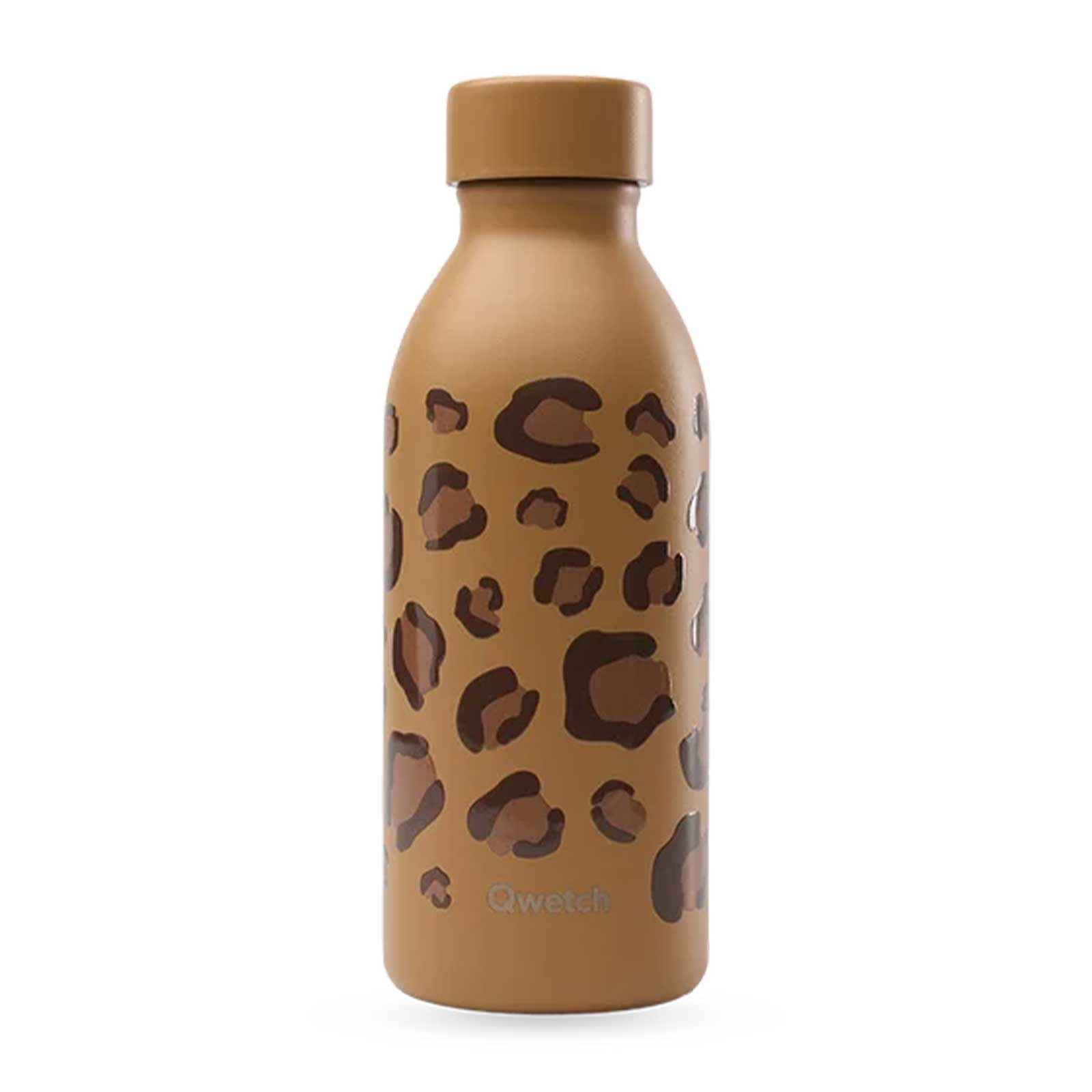 Bouteille isotherme Qwetch en inox, 500 ml, motif léopard camel et marron, bouchon assorti, fond blanc