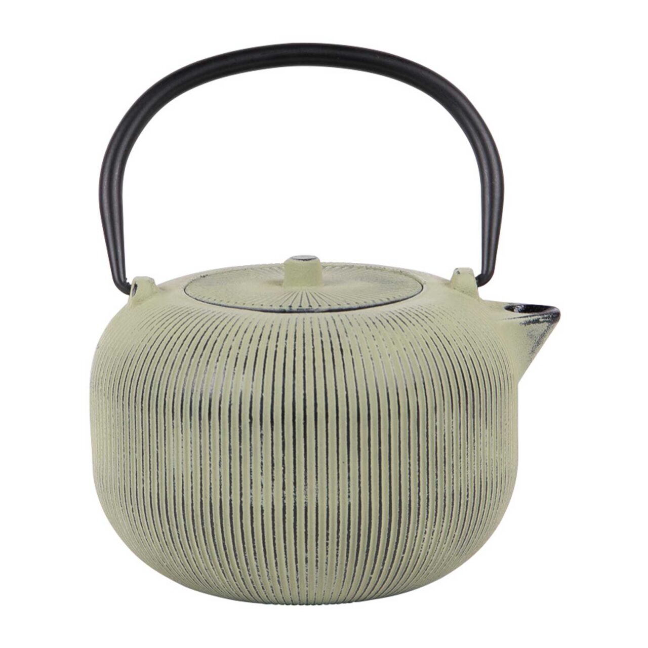 Théière en fonte émaillée vert sauge, collection Gyokuro, relief strié, anse noire arquée et contenance d’un litre.